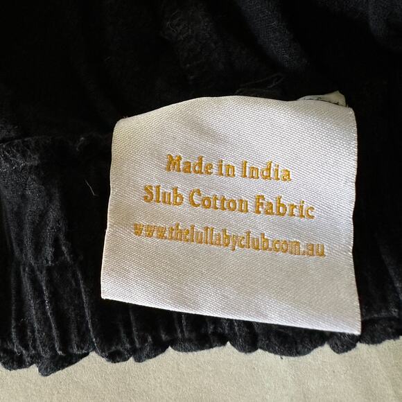 THE LULLABY CLUB | Breezy Textured Cotton Pull On Shorts | Small / Medium - Picture 7 of 7